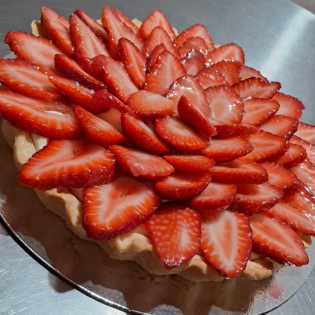 Tarta de Frutillas con Crema