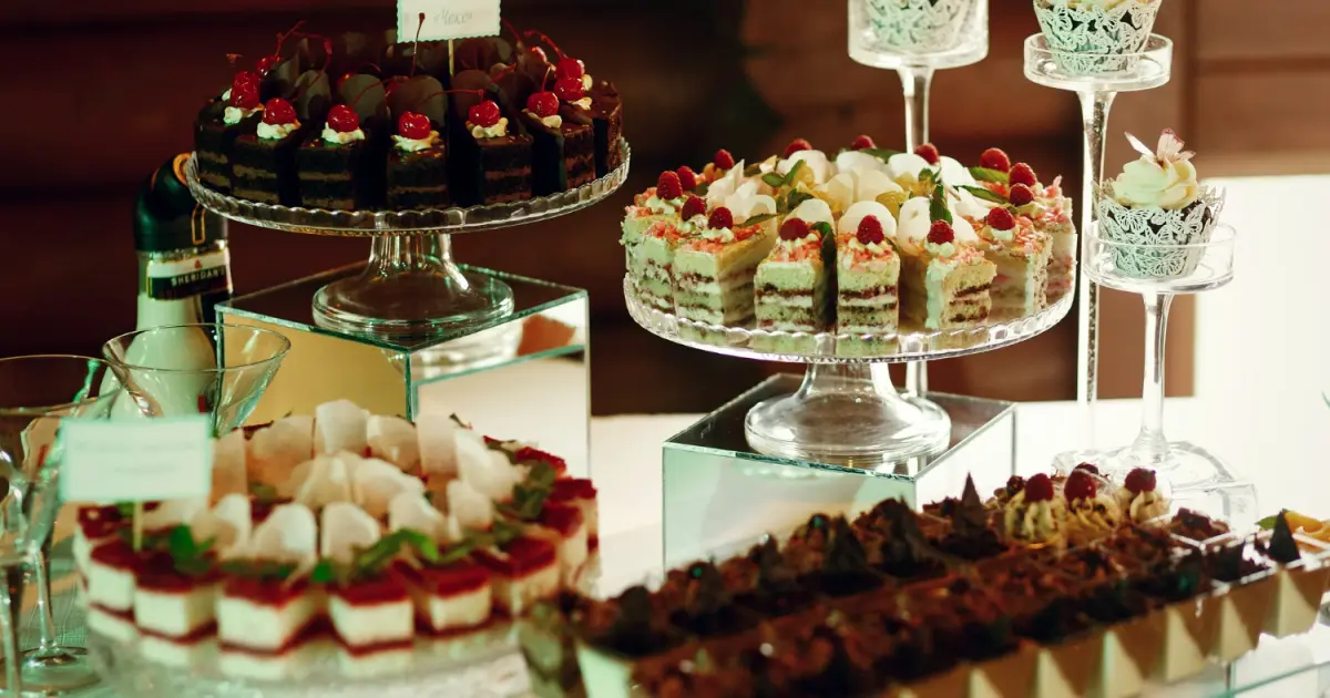 5 ideas para armar la mesa dulce perfecta en tu próximo evento | Chechus Cakes