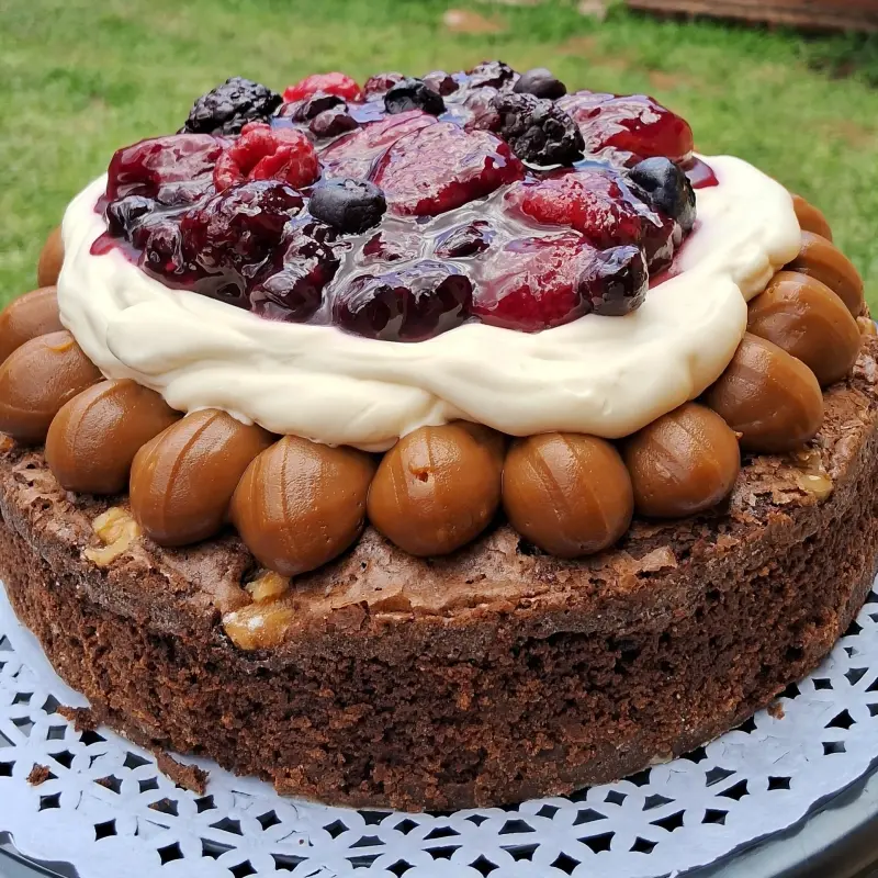 Torta Brownie con Crema y Frutos Rojos | Chechus Cakes